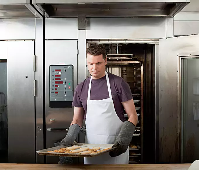 Why Chelsea, MA Kitchens Trust Chelsea Appliance Pro for Commercial Oven Repair?
